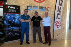 alejandro-trivino-con-jesus-macero-ruta-solidaria-4x4-en-dfsk-malaga