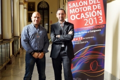 alejandro-trivino-con-jose-luis-gallego-presentacion-salon-motor-2013