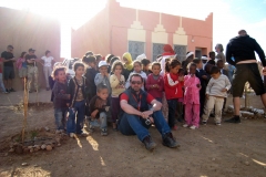 alejandro-trivino-marruecos-colegio-entrega-material-solidario