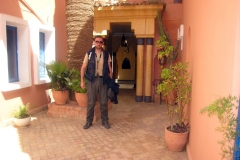 alejandro-trivino-marruecos-entrada-hotel