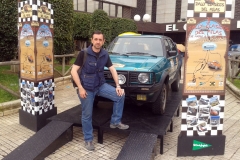 alejandro-trivino-salida-rally-clasicos-atlas-sevilla-golf-country-4x4