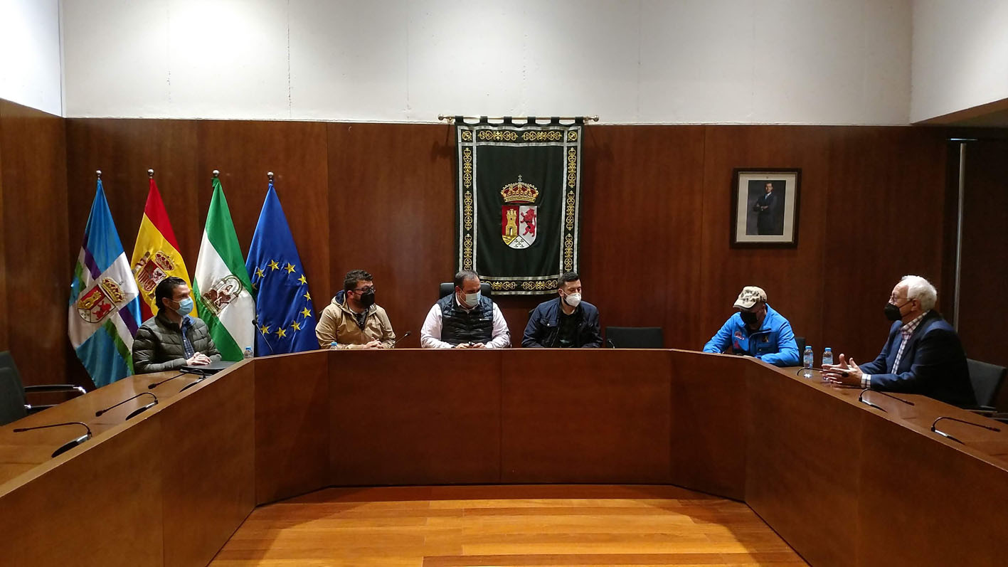 Presentación Oficial CAEX 4x4 2021 en el Ayuntamiento de Pizarra.