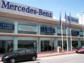 Presentación Nuevas Instalaciones R. Benet Mercedes en Fuengirola (Málaga).